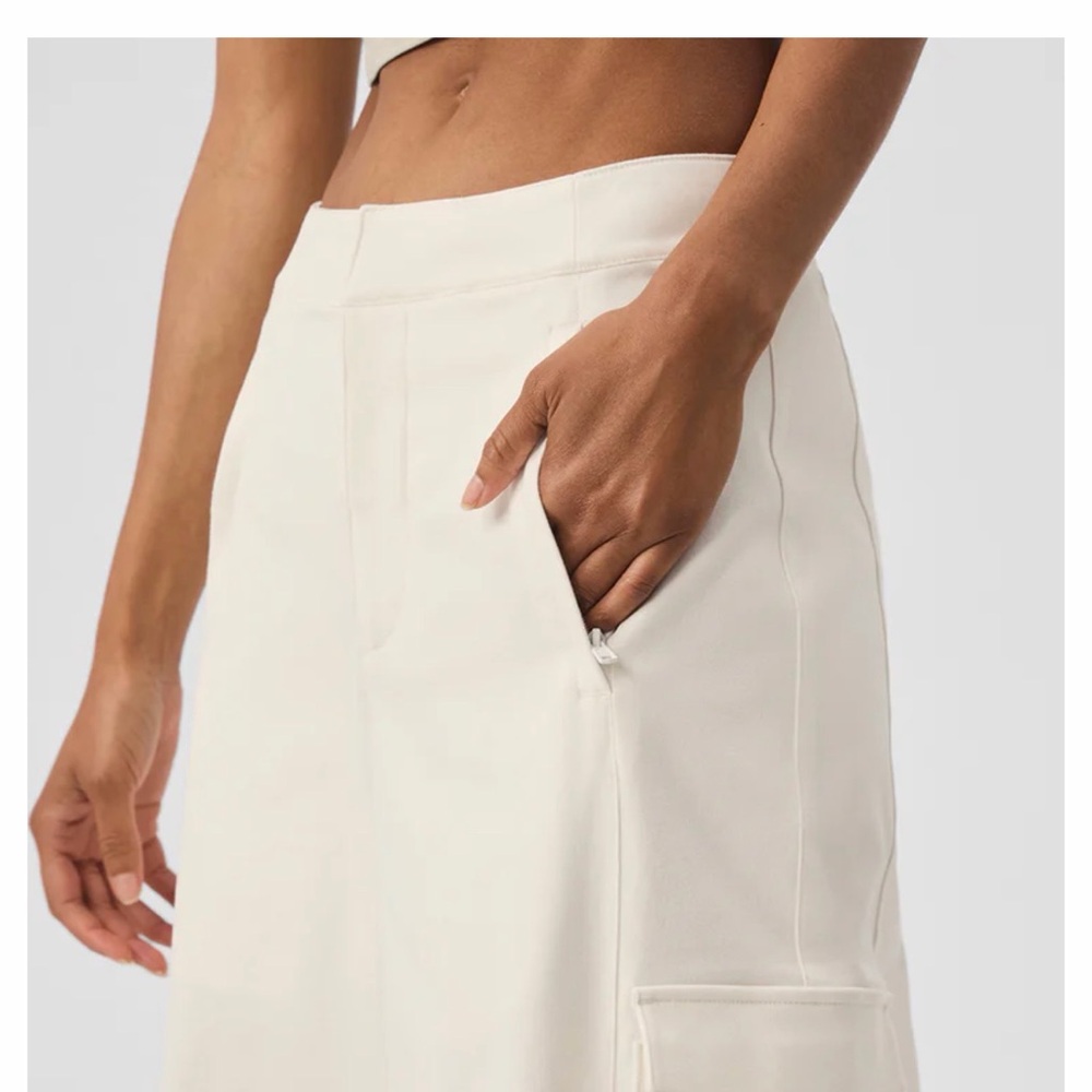 ALO YOGA SHOW OFF WIDE LEG PANTS SMALL